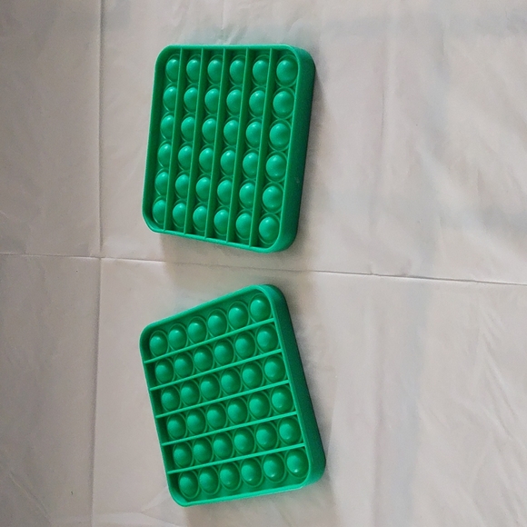 POP IT - Picture 2 of 2